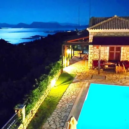 Executive Sparti With Private Pool *